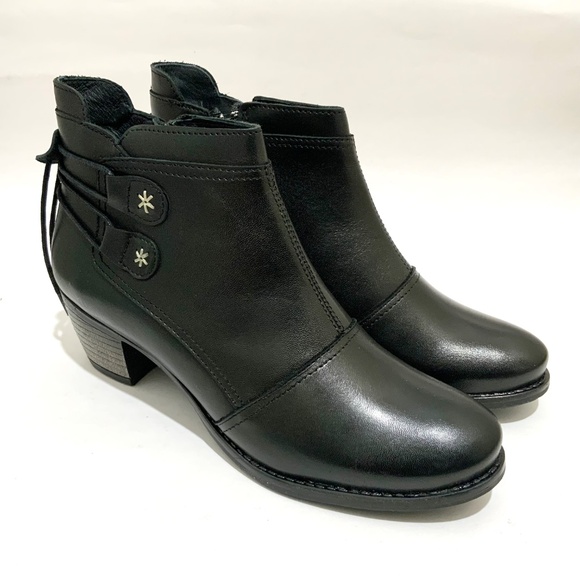 ERIC MICHEAL Casey black leather booties block heel almond toe ankle boots 39 - Picture 9 of 14